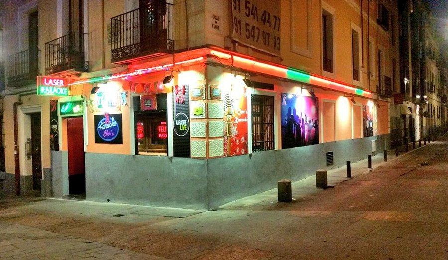 Sala de Cheers Karaoke Madrid