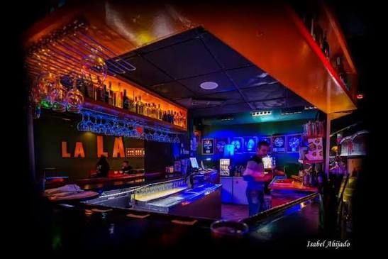Sala de LALA Karaoke Ruzafa, Valencia